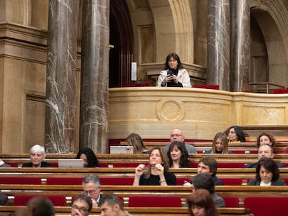 La expresidenta del Parlament, Laura Borràs, durante un pleno.