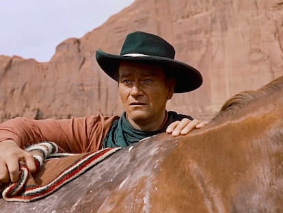 John Wayne, en 'Centauros del desierto'.