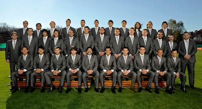 La selección argentina ha posado también en el traje para la foto oficial distribuida por su federación.