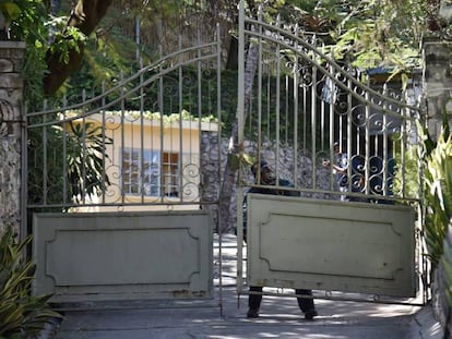 Entrada aos escritórios da Oxfam em Porto Príncipe (Haiti)