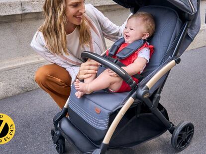 Artículo de EL PAÍS Escaparate que describe las mejores sillas de paseo ligeras para bebés de 2024.