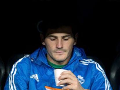 Iker Casillas, en el banquillo del Real Madrid.