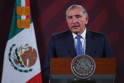 Adán Augusto López durante la conferencia de prensa matutina en Palacio Nacional.