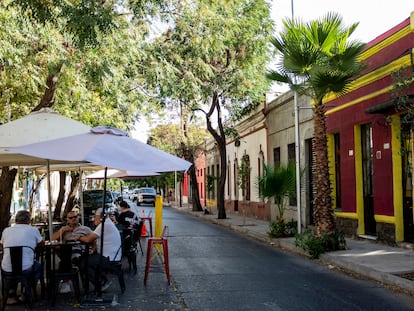 Calle del residencial y patrimonial barrio Yungay, en Santiago de Chile.