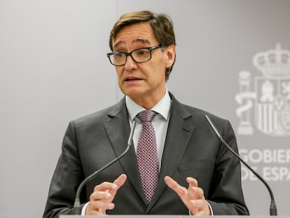 El ministro de Sanidad, Salvador Illa, durante la rueda de prensa este lunes, en Madrid.