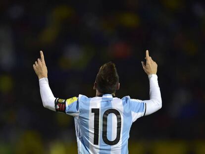 Lionel Messi celebra uno de sus goles ante Ecuador.