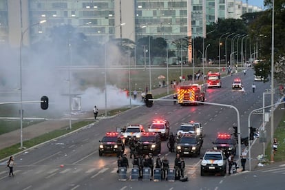 A Esplanada dos Ministérios, esvaziada após o protesto Ocupa Brasília, contra o Governo Temer. Houve confronto com a PM e feridos. 