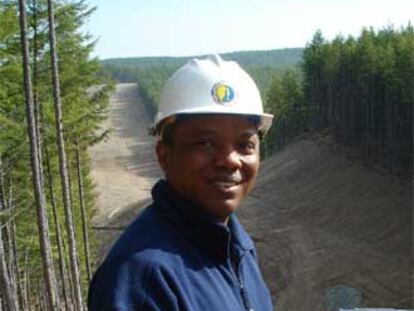 Joshua Ogunyannwo, ingeniero nigeriano de la exploración Sajalín-2.