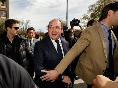 Pedro Antonio S&aacute;nchez, presidente de Murcia, ayer tras su cita en los tribunales. 