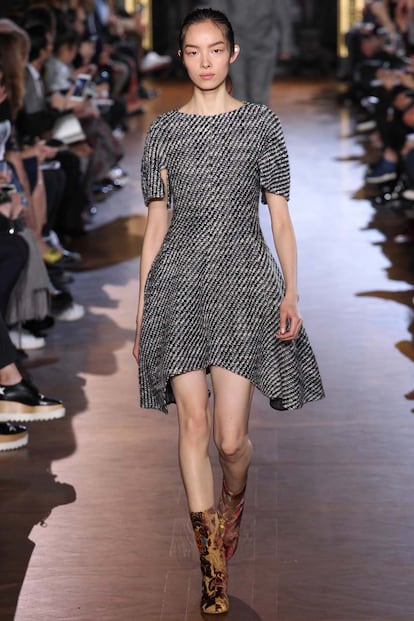 pasarela stella mccartney otoño invierno 2015 2016 paris fashion week