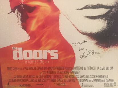 Cartaz do filme sobre a banda The Doors assinado pelo diretor Oliver Stone.