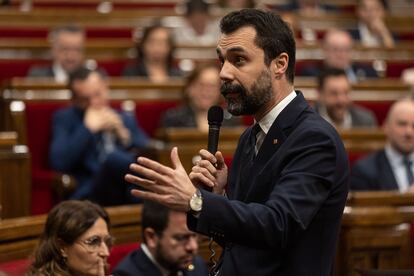 Roger Torrent, en una intervención en el Parlament de Cataluña el año pasado.