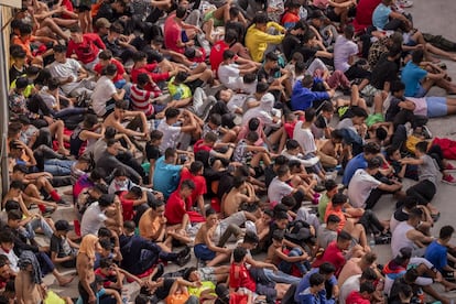 Cientos de menores entraron a nado en Ceuta a mediados de mayo de 2021.