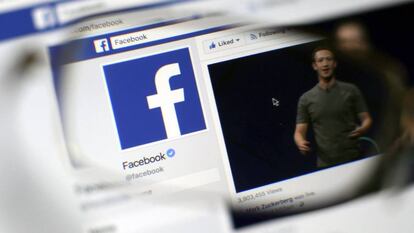Tailandia amenazó con bloquear Facebook si no retiraba decenas de contenidos.