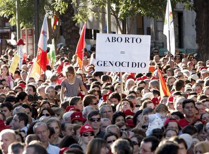 El Foro de la Familia, organizadores de la marcha, cifran en más de dos millones los asistentes a la protesta.