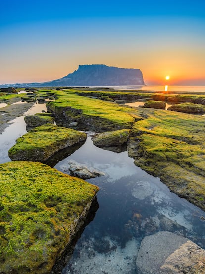 Atardecer en la isla de Jeju, en Corea del Sur.