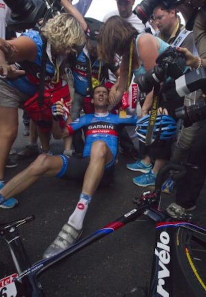 David Millar, exhausto, al final de la etapa