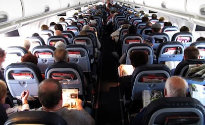 Pasajeros en el interior de un Airbus.