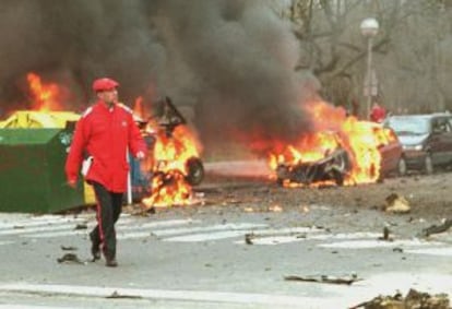 Atentado contra el socialista Fernando Buesa, en 2000.