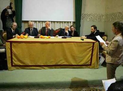 Miembros de la delegación de eurodiputados que visitan la Comunidad Valenciana, ayer en Orihuela.