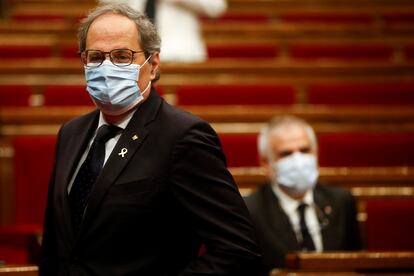 Quim Torra (izq.) y Carlos Carrizosa, en la sesión de control de este miércoles.