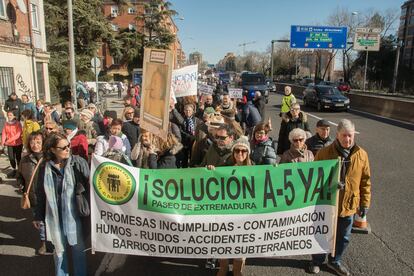 Protestas vecinas por las promesas del soterramiento de la A5, en una imagen de archivo.