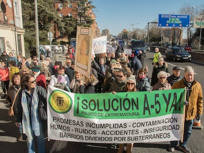 Protestas vecinas por las promesas del soterramiento de la A5, en una imagen de archivo.