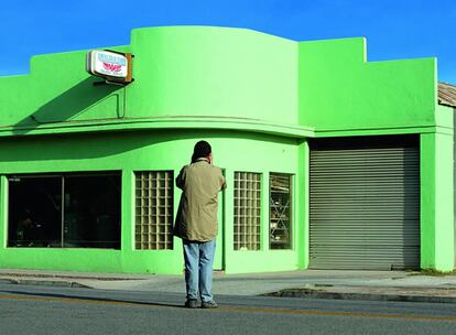 John Margolies fotografía el American Kleaner de Bakersfield, California, 2003