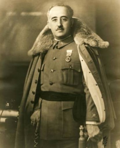 Franco, retratado como general de brigada en 1930.