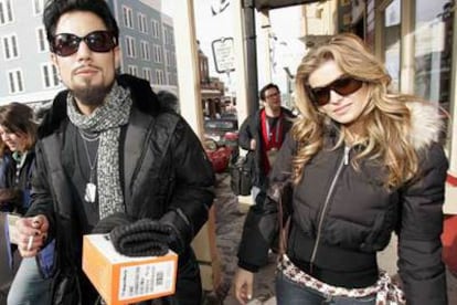 Carmen Electra acudió ayer con su marido, el cantante Dave Navarro, al Festival de Cine de Sundance, en Utah.