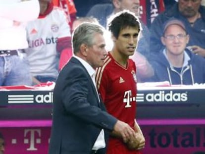 Martínez, junto al entrenador, el día de su debut con el Bayern de Múnich.