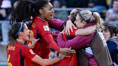 Selección española femenina de fútbol