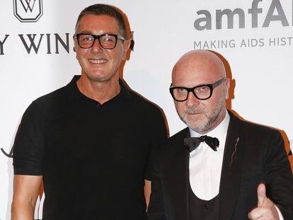Domenico Dolce y, a la derecha,Stefano Gabbana en la gala de amfAR. 