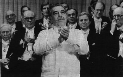 Gabriel Garc&iacute;a M&aacute;rquez, durante la entrega del Nobel, en 1982.