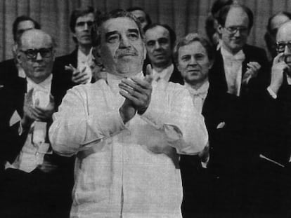 Gabriel Garc&iacute;a M&aacute;rquez, durante la entrega del Nobel, en 1982.