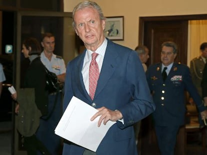 El ministre de Defensa, Pedro Morenés, a Gran Canària.