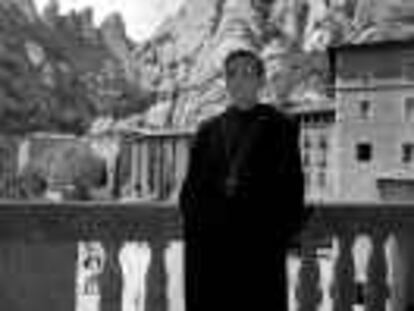 B 34543 (17/MAY/00) -color- Nuevo abad de Monserrat, Josep Mª Maria Soler. -foto: Susanna Saez.