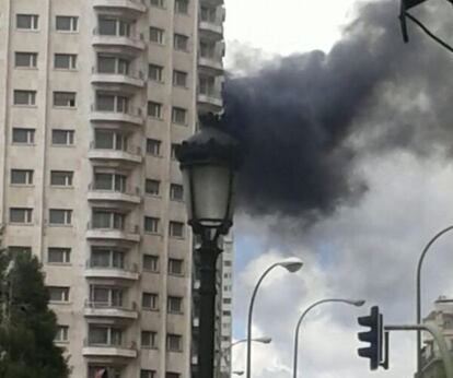 El humo visto desde Plaza de España.