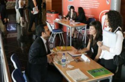 Simulación de una entrevista en un Foro de Empleo.