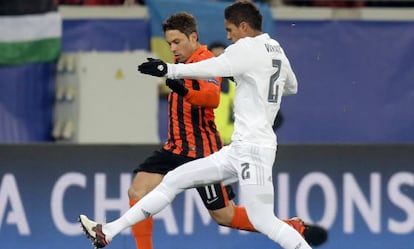 Varane frente al Shakhtar en Champions. 