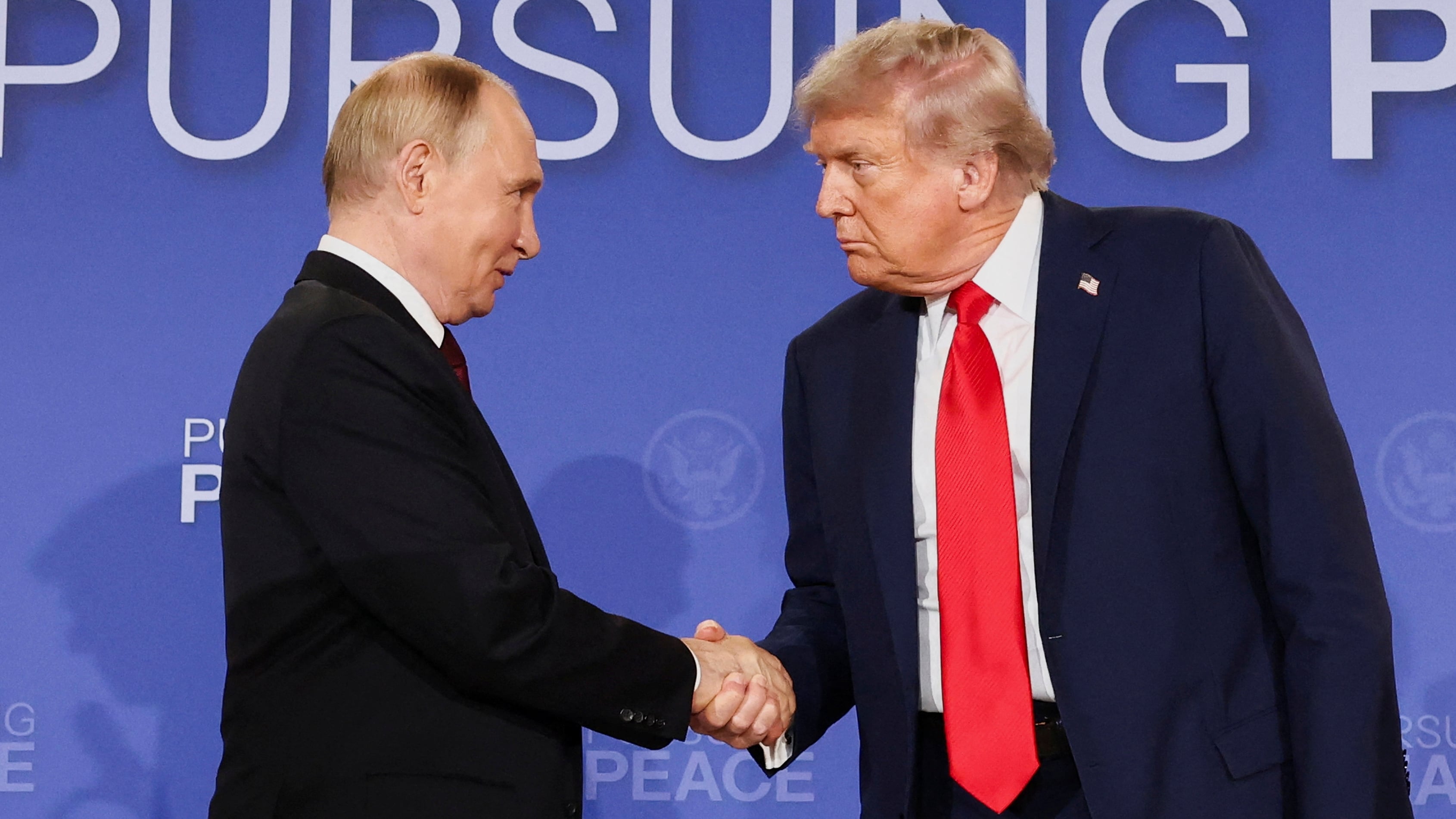 Trump acaba con el aislamiento de Putin sin lograr el alto el fuego en Ucrania