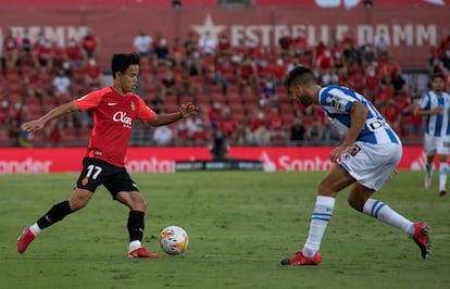 Kubo ante Didac, en el Mallorca-Espanyol.