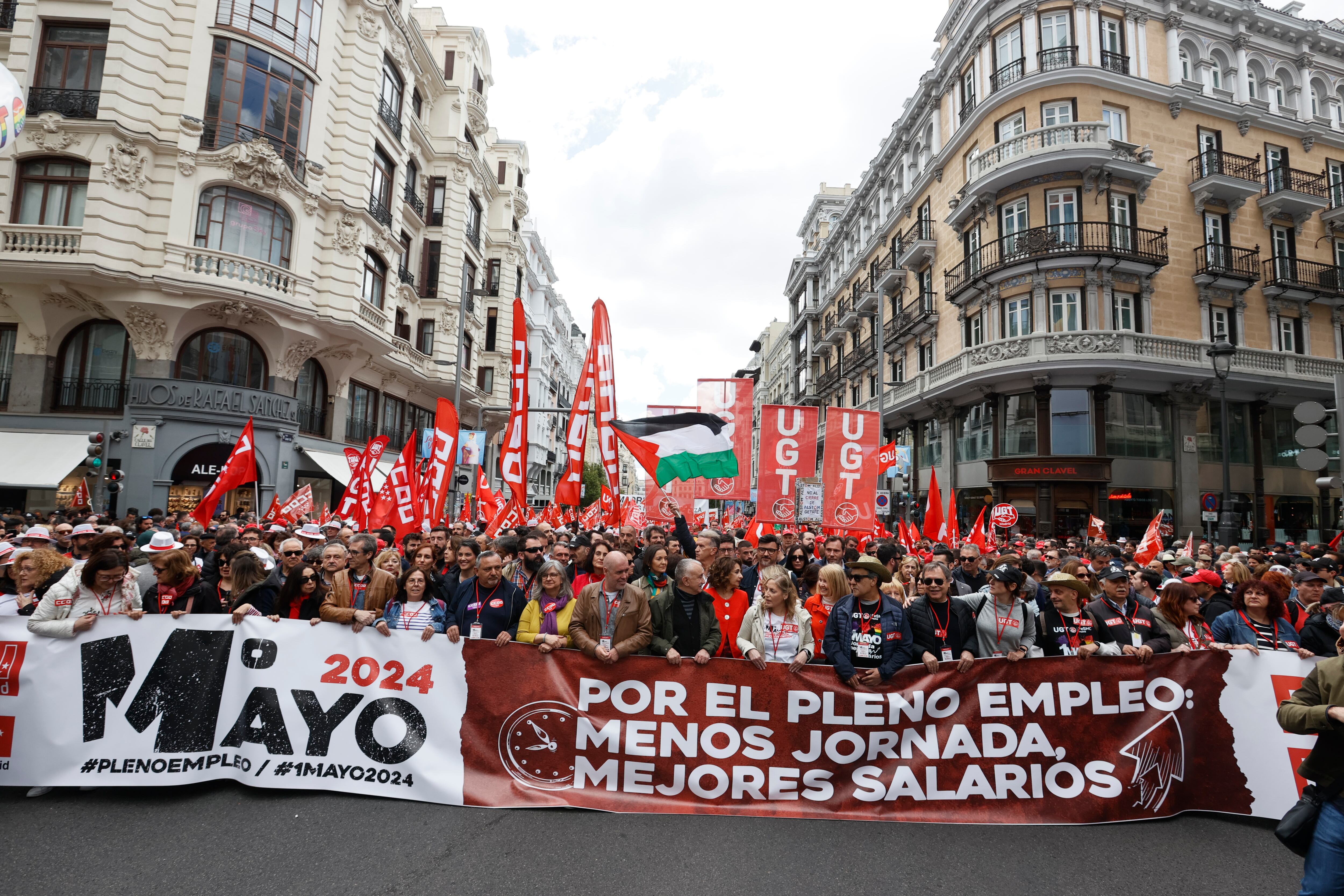 Los sindicatos convocan movilizaciones contra la derogación de la subida de las pensiones y de las ayudas al transporte