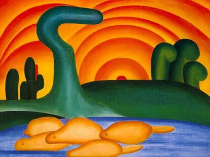 El cuadro Sol poente de la pintora brasileña Tarsila do Amaral, valorado en 250 millones de reales (unos 48 millones de euros) y robado a una anciana multimillonaria por su propia hija, ha sido recuperado en Río de Janeiro, según informaron este miércoles las autoridades. Se trata de una de las principales obras de Amaral (1886-1973), considerada la mayor exponente de la pintura brasileña. 
El cuadro fue localizado debajo de una cama en la residencia de uno de los integrantes de una banda de estafadores que, al parecer, lideraba la hija de la mujer de 82 años. Según la policía civil, contaban con un botín valorado en unos 140 millones de euros, entre obras de arte, joyas y dinero pedido a la anciana por estafas y extorsiones. 