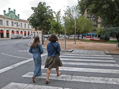 La plaça de l'Estació de Vic.