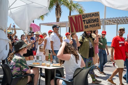 Manifestación en Arrecife (Lanzarote), este domingo.