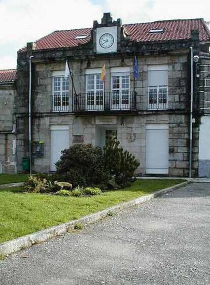 Fachada del Ayuntamiento de Montederramo, en Ourense.