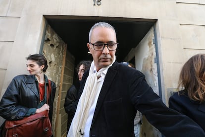 Daoud, a su llegada al restaurante Drouant de París para recoger el premio Goncourt por 'Huríes', en noviembre de 2024.