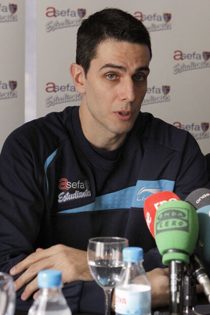 De la Fuente, en su presentación como jugador del Estudiantes.