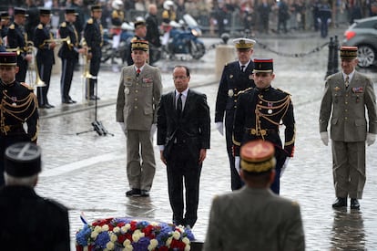 François Hollande, durante el acto celebrado en el Arco del Triunfo de París.
